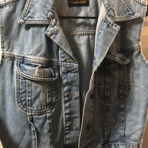 Jean Vest
